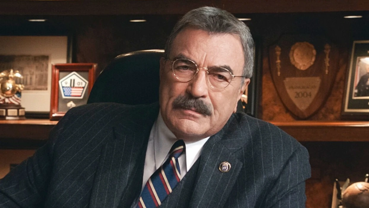 Tom Selleck Expresses Mixed Emotions as Blue Bloods Surpasses Magnum P ...
